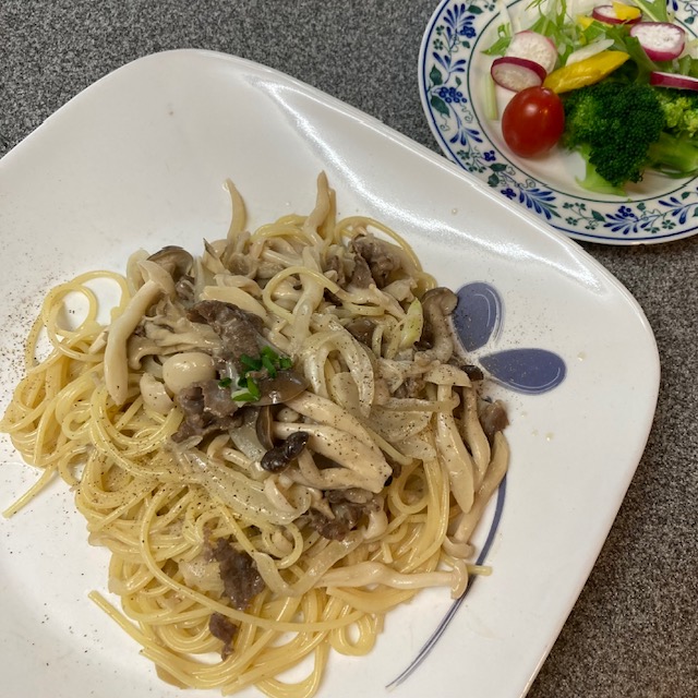 牛肉のフォレスティエールをパスタに